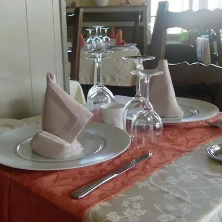 فندق Bistrot Le Marceau 2*