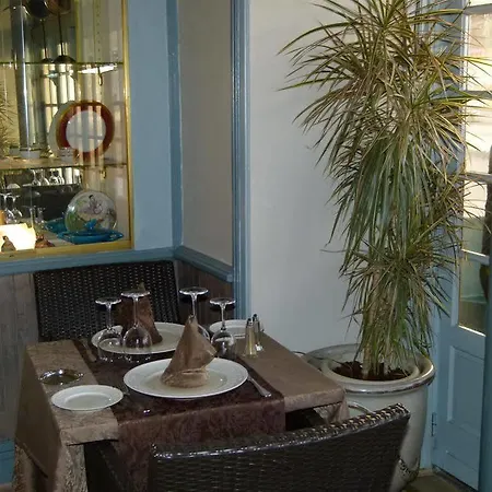 ホテル Bistrot Le Marceau リモージュ
